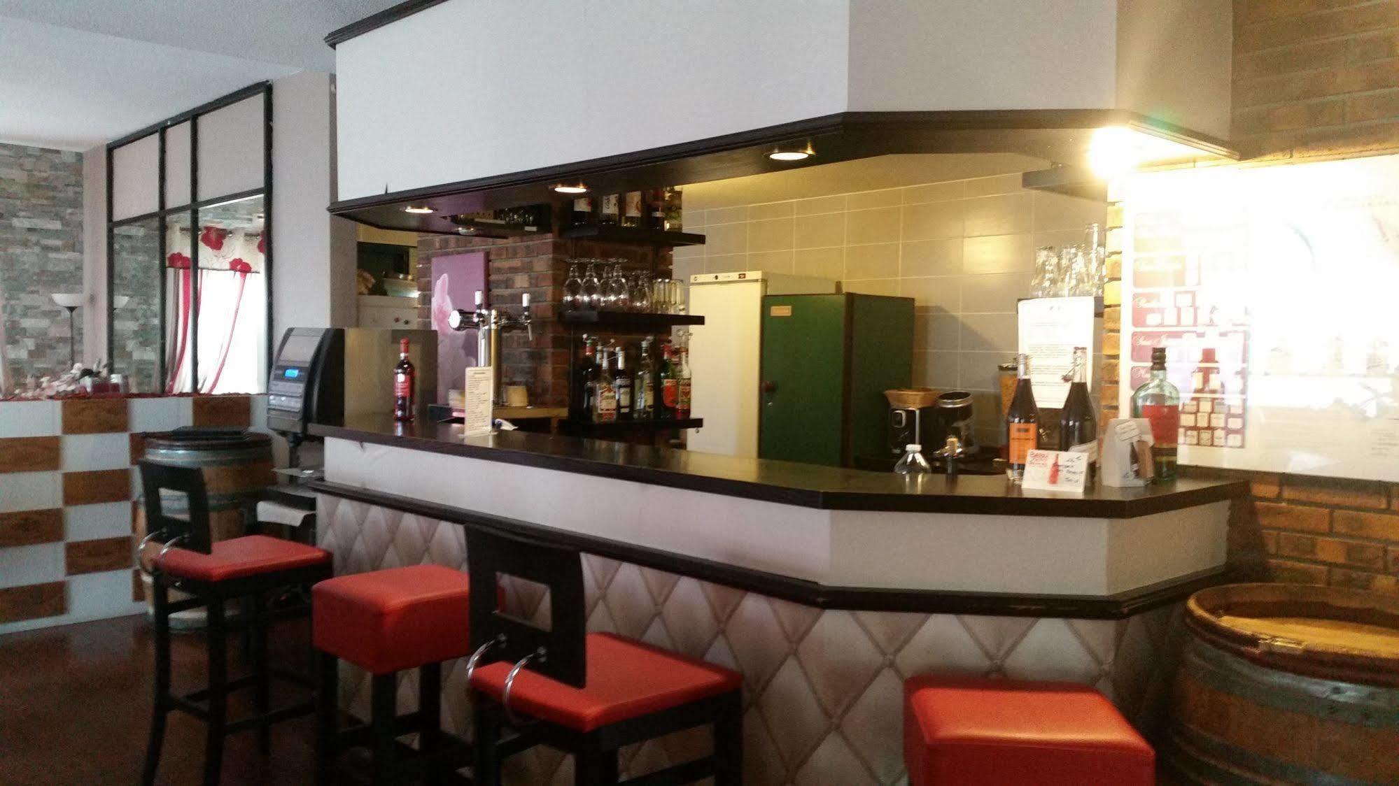 The Originals Bordeaux Porte Du Bassin Hotel